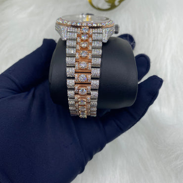 ROLEX DAY-DATE MOISSANITE WATCH WITH STICK DIAL – TWO-TONE SILVER & ROSE GOLD EDITION