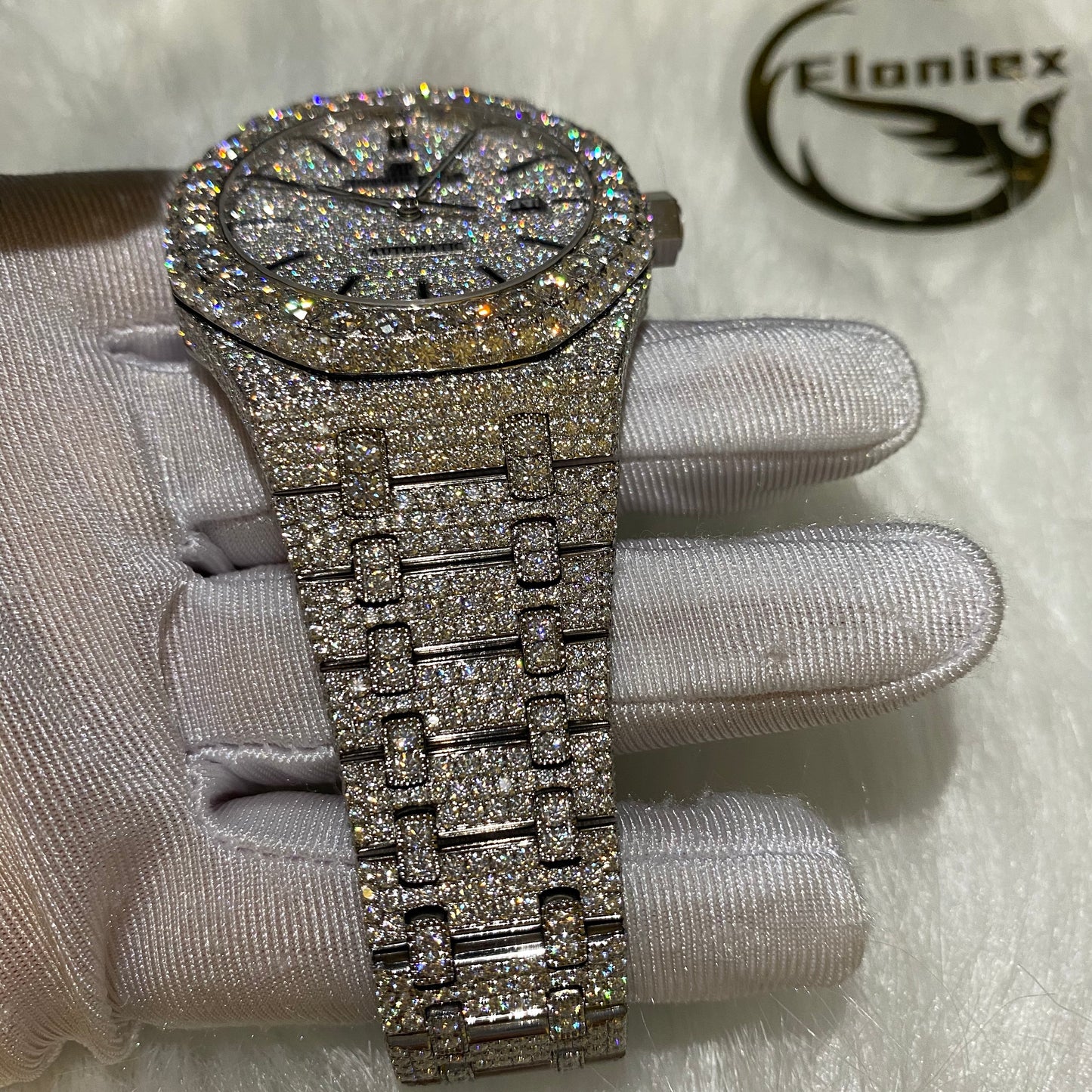 AUDEMARS PIGUET ROYAL OAK MOISSANITE – SILVER DIAL AUTOMATIC FULL ICED