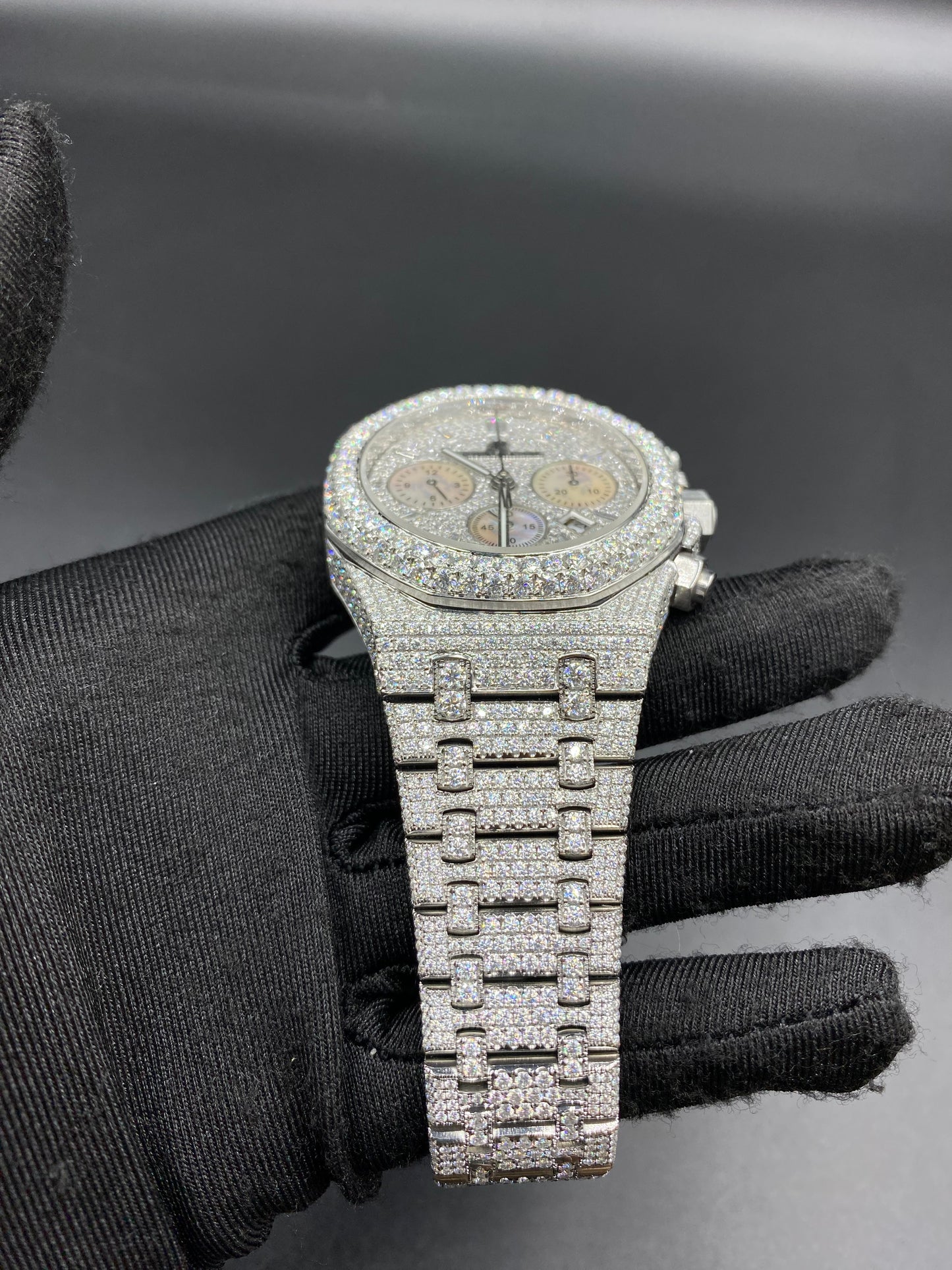 AUDEMARS PIGUET ROYAL OAK MOISSANITE WATCH WITH SILVER STICK DIAL – FULL ICED