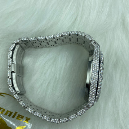 AUDEMARS PIGUET ROYAL OAK MOISSANITE – SILVER DIAL AUTOMATIC FULL ICED