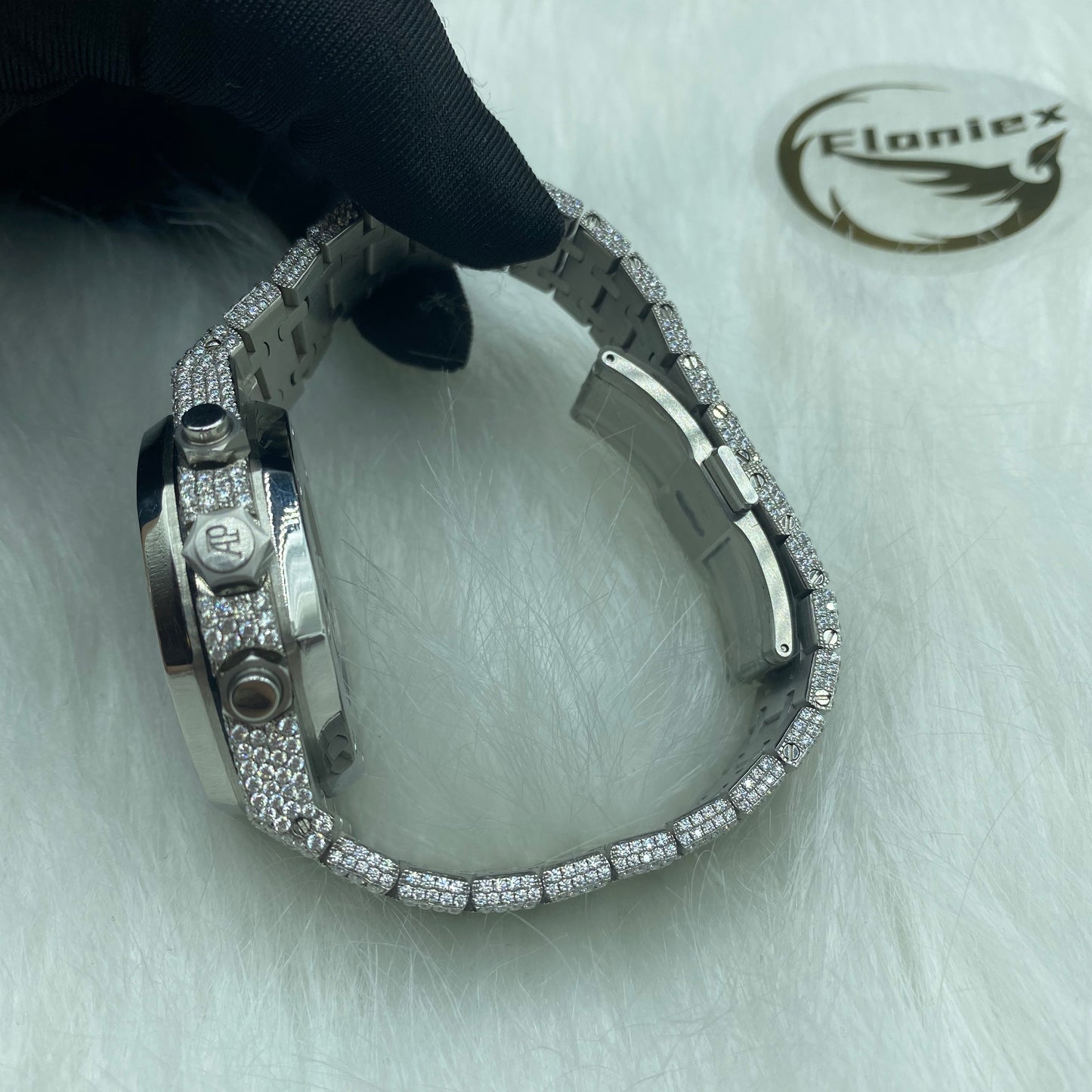 AUDEMARS PIGUET ROYAL OAK MOISSANITE WATCH WITH RAINBOW BEZEL – FULL ICED