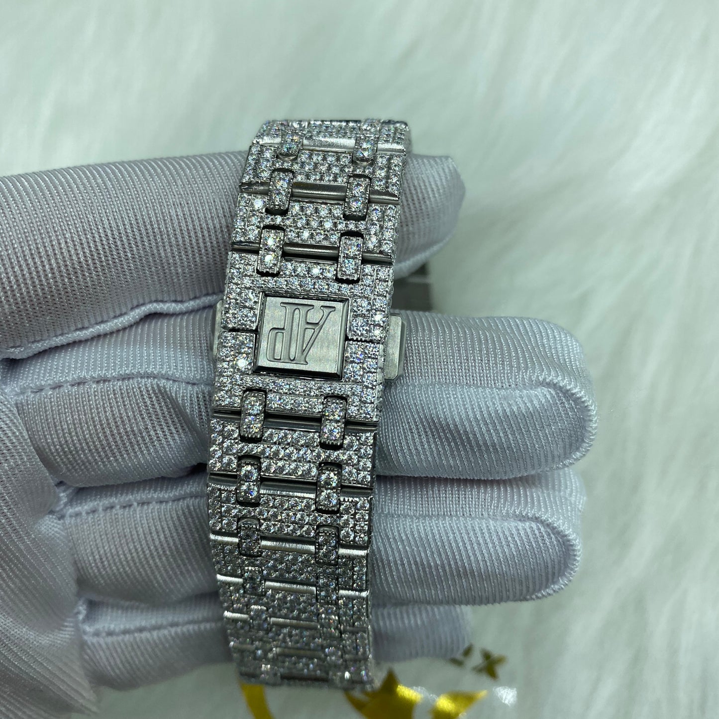 AUDEMARS PIGUET ROYAL OAK MOISSANITE – SILVER DIAL AUTOMATIC FULL ICED
