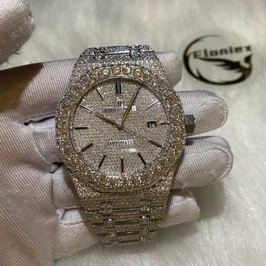 AUDEMARS PIGUET ROYAL OAK MOISSANITE – SILVER DIAL AUTOMATIC FULL ICED