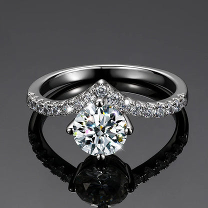 S925 Moissanite Chevron Band Round Cut Diamond Ring