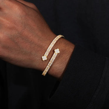S925 Baguette Moissanite Clover Leaf Bangle Bracelet