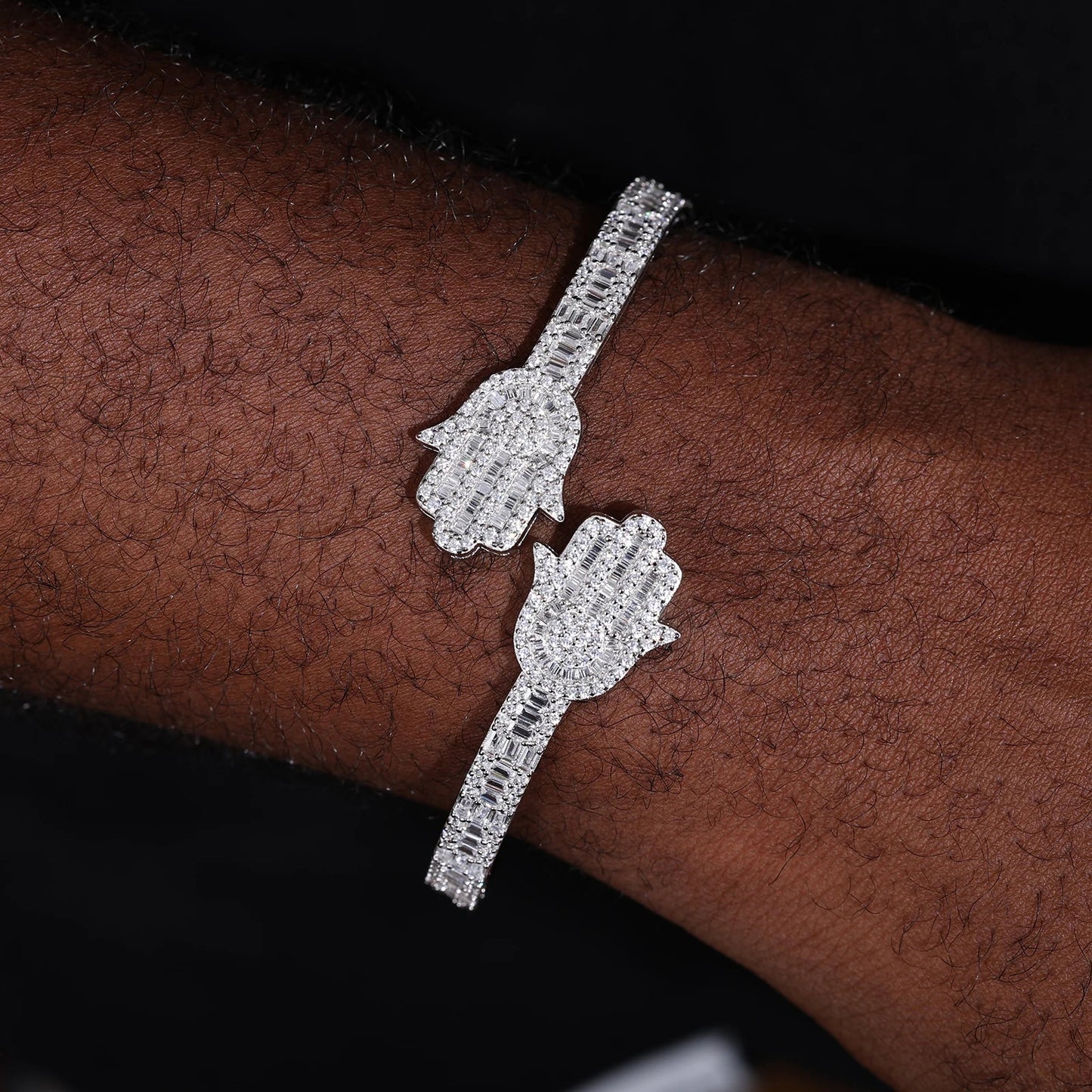 S925 Moissanite Baguette Hamsa Bangle