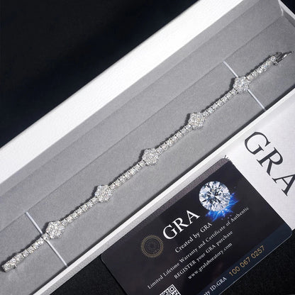 MOISSANITE ICED FLOWERS TENNIS BRACELET - WHITE GOLD