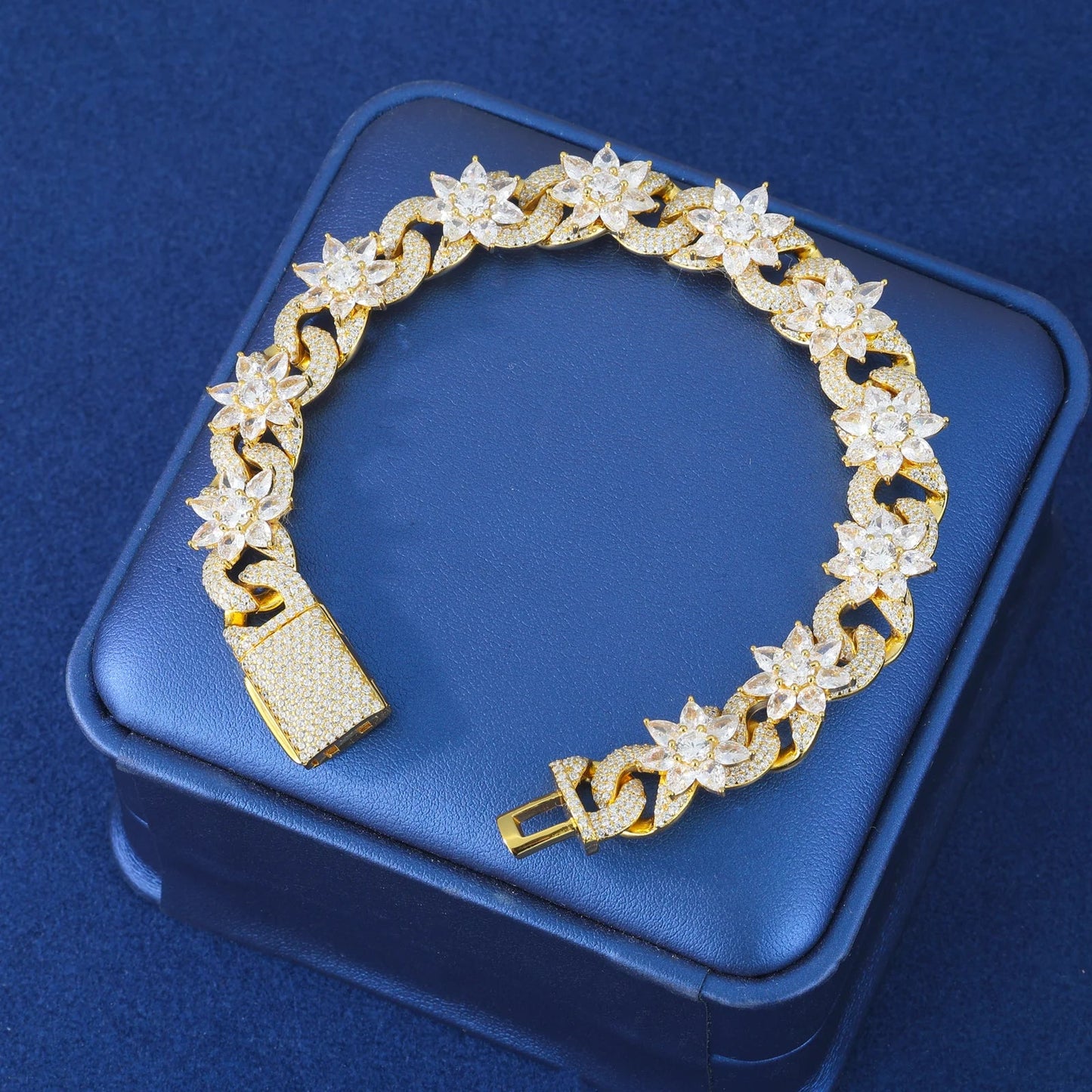 S925 Moissanite Diamond Infinity Link Flower Bracelet