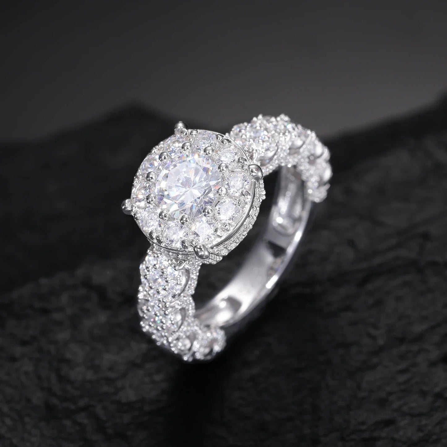 S925 Moissanite Round Cut Halo Clustered Diamond Ring