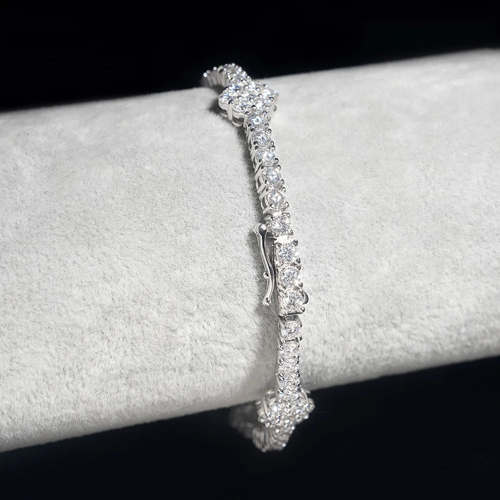 MOISSANITE ICED FLOWERS TENNIS BRACELET - WHITE GOLD