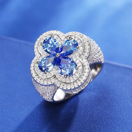 MOISSANITE BLUE/ROSE GOLD LUCKY CLOVER RING - WHITE GOLD