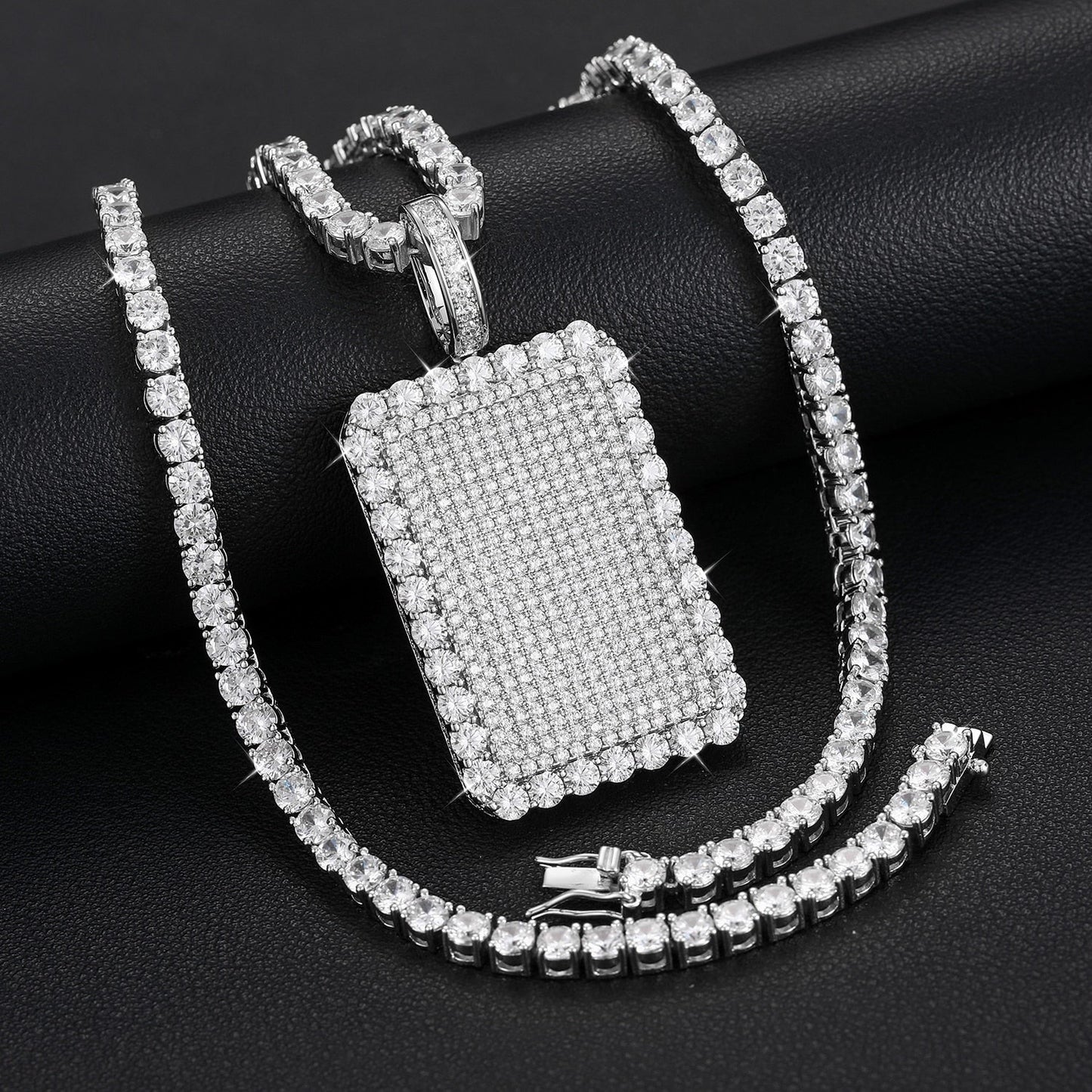 S925 Streamline Tag Moissanite Diamond Pendant