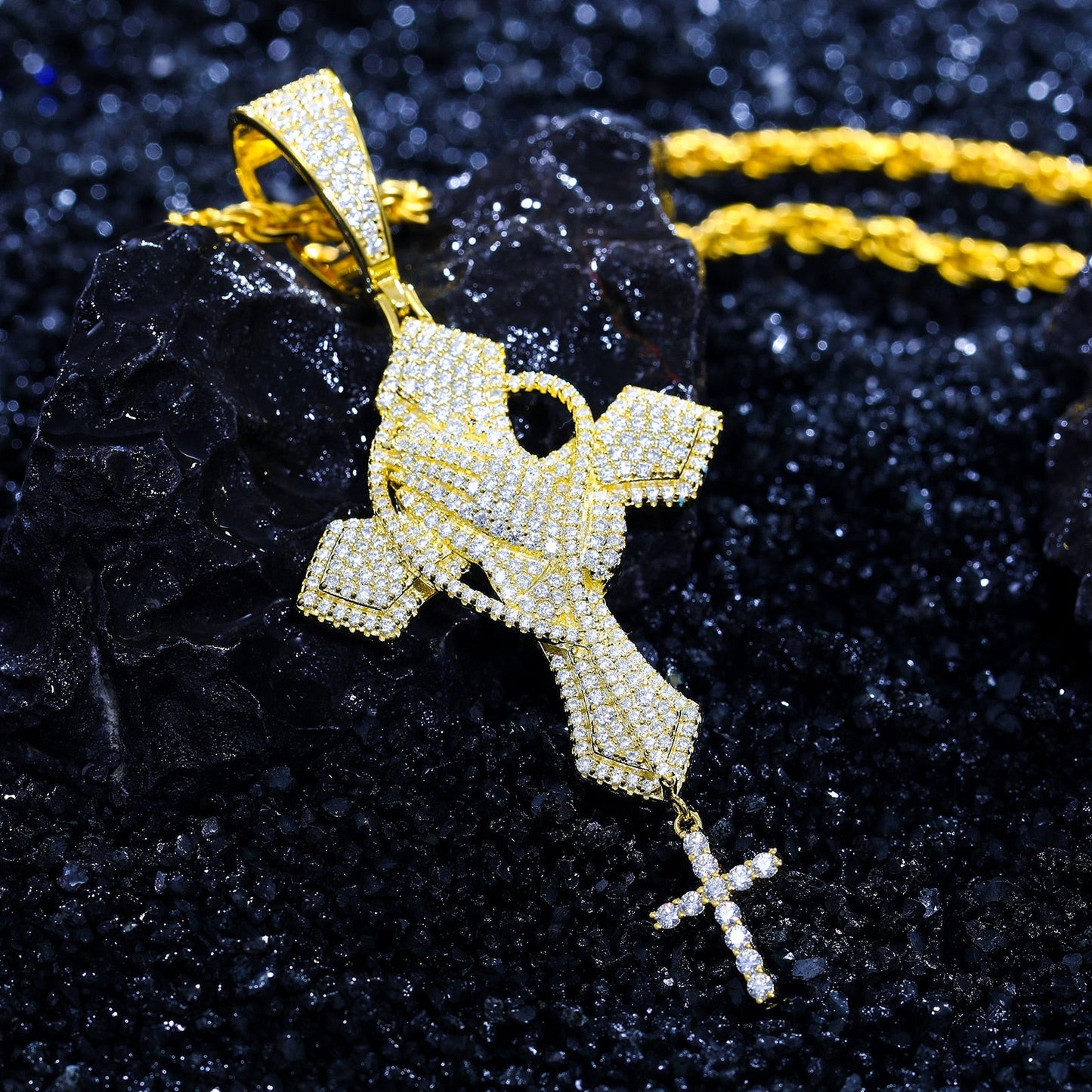 VVS Moissanite Praying Hands Cross Pendant