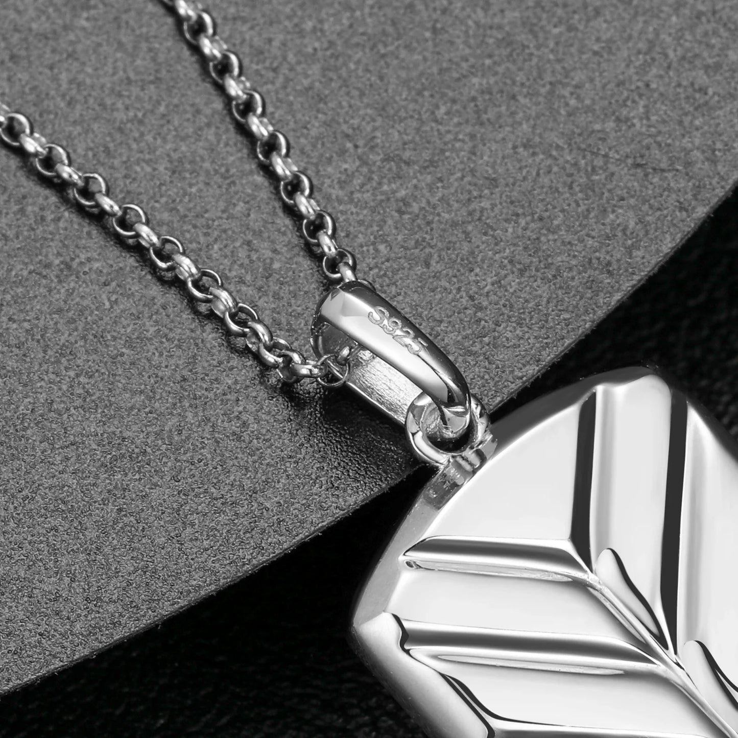 Wolf Head Moissanite Tag Pendant