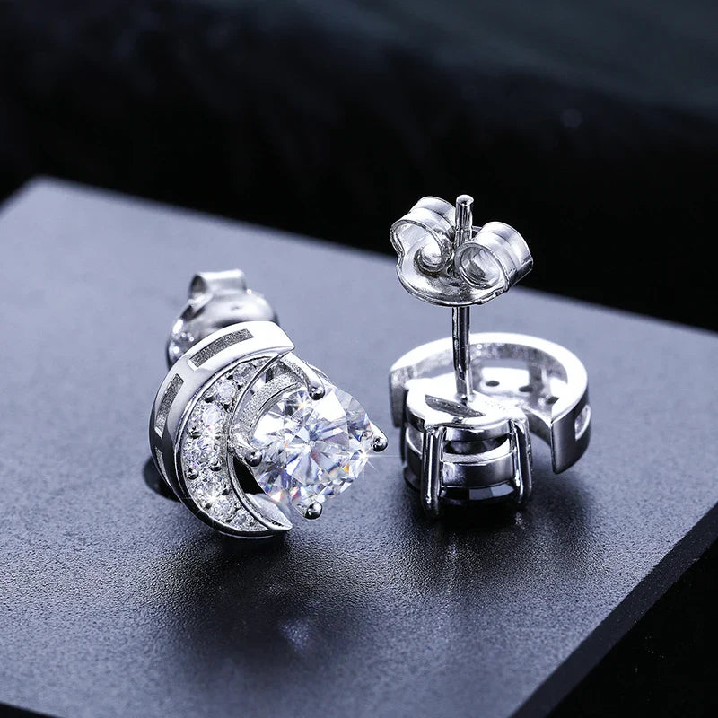 New S925 VVS Black White Moissanite Moon Stud Earrings