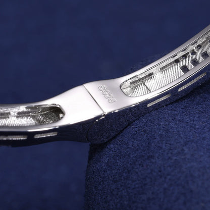 S925 Moissanite Baguette Hamsa Bangle