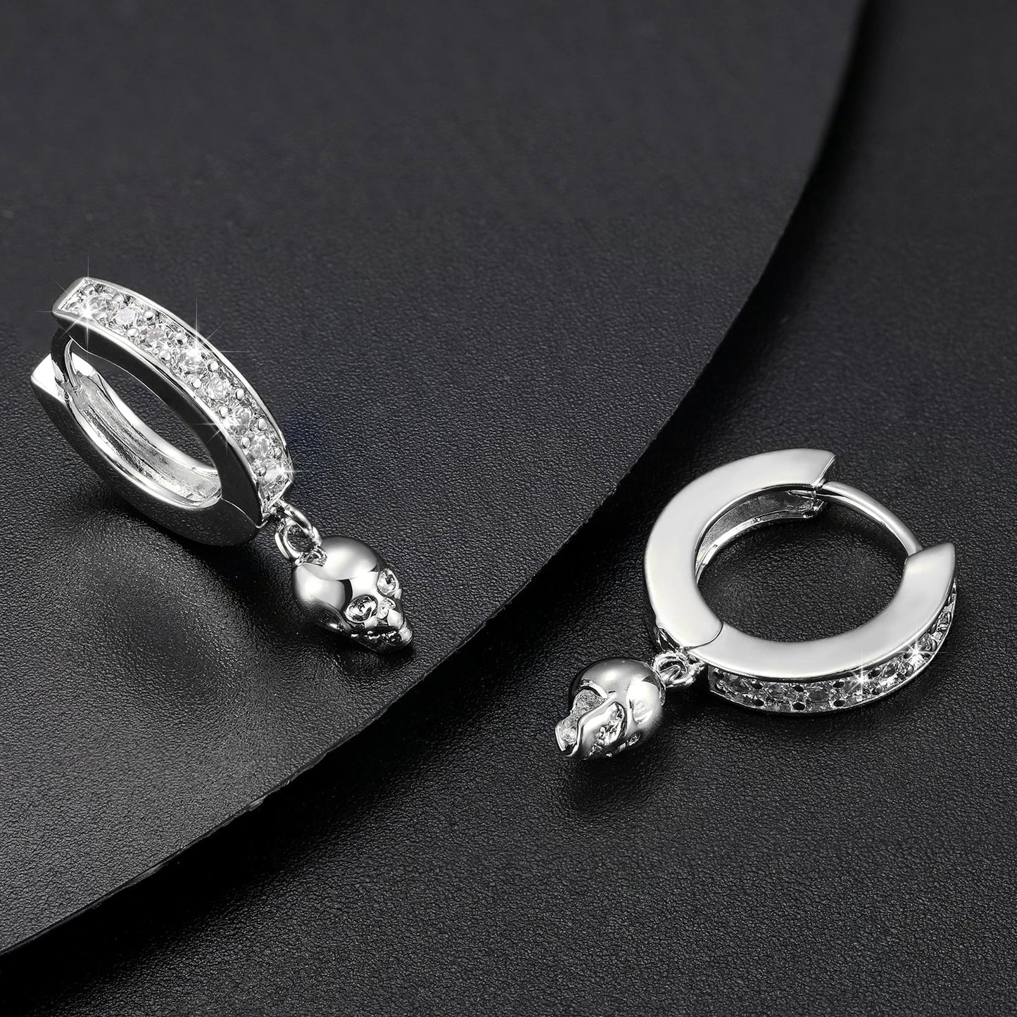 S925 Moissanite Skull Huggie Earrings - Silver
