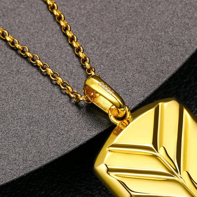 Wolf Head Moissanite Tag Pendant
