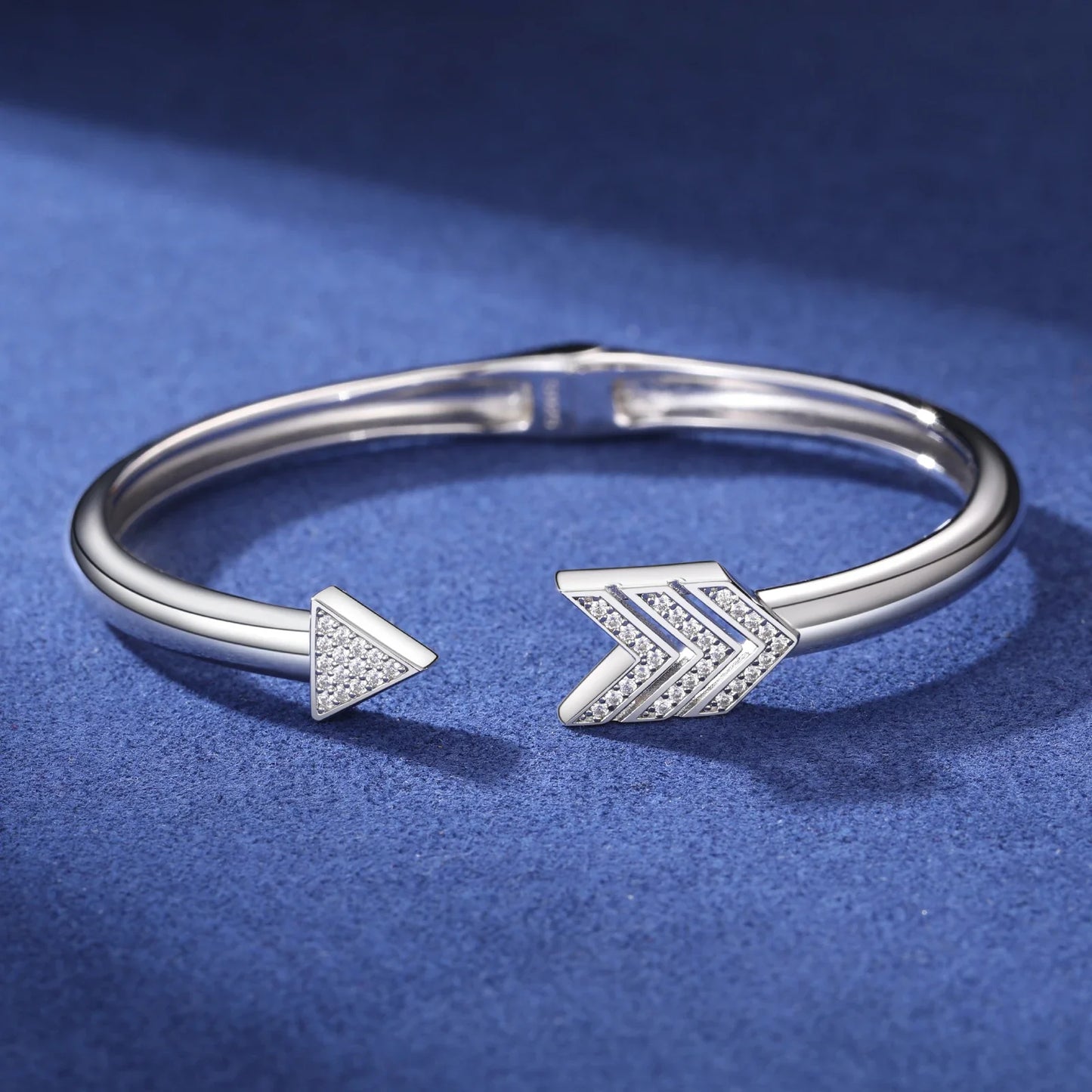 New S925 VVS Moissanite Premium Arrow Sterling Silver Men Cuff Bracelet